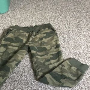 Army green camouflage fleece joggers
